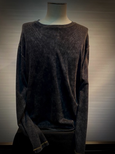 8500-79 Charcoal
Distressed Pigment Rib Crew Knit 8500-79 Charcoal
Distressed Pigment Rib Crew Knit