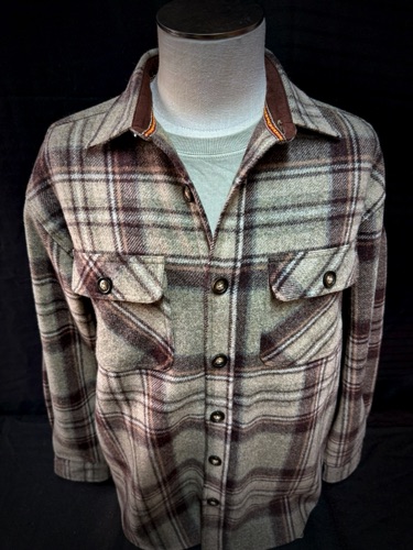 82681-2 Taupe
Wool Blend Shirt 
4900-22 Sandstone Tee