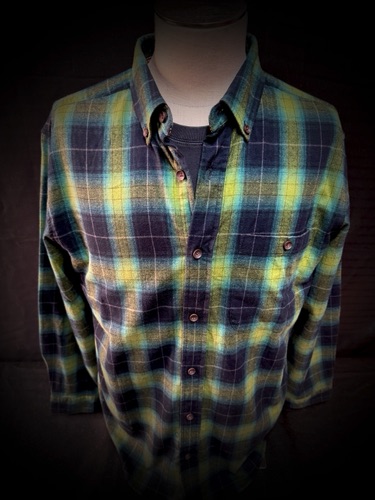 82613-4  Green/Black
Classic Flannel
4900-21 Black Tee