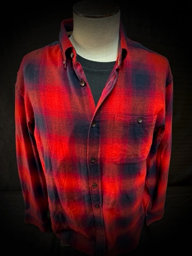 82614-4 Red/Navy
Classic Flannel
4900-21 Black Tee