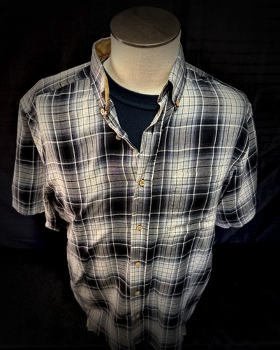 62632-21 BLACK/BONE
FEATHERWEIGHT MADRAS
4900-21 Black Tee