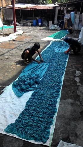 Dying after stamping